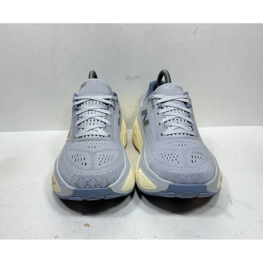 New Balance Fresh Foam X More V5 Womens Sz 7.5 Pearl Grey Calcium Running Shoes